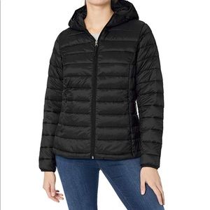 NWT - Light Weight Hooded Down Jacket